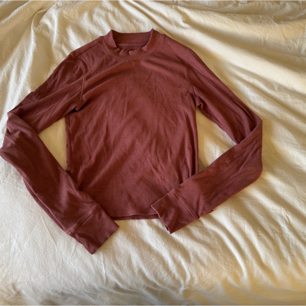 Vuori Pose Ribbed long sleeve; size small; Color: cinammon